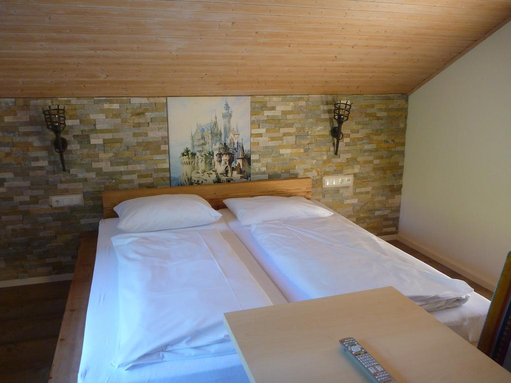 Gaestehaus Guggomos "Das Allgaeustyle" Füssen Kamer foto